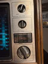 Magnavox Vintage AM/FM Table Radio - Image 7