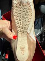 Capezio Ava pointe shoes 7.5 M - Image 3
