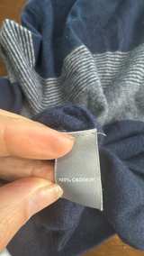Neiman Marcus Cashmere Striped Crewneck Sweater Medium - Image 4