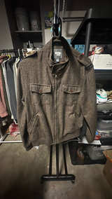 Men's Wool and Polyester Zip Jacket Size Medium  - Image 2