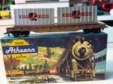Athearn HO Scale Union Pacific Flatcar with Sea-Land Containers - Image 1