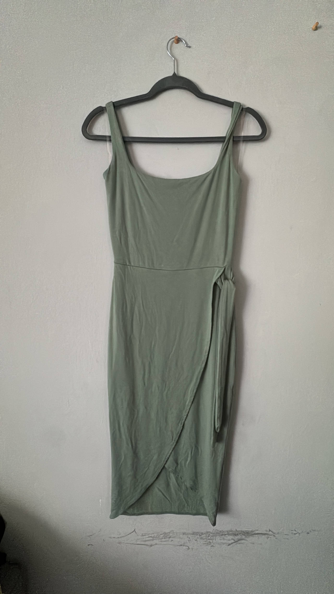 Sleeveless Wrap Midi Dress
