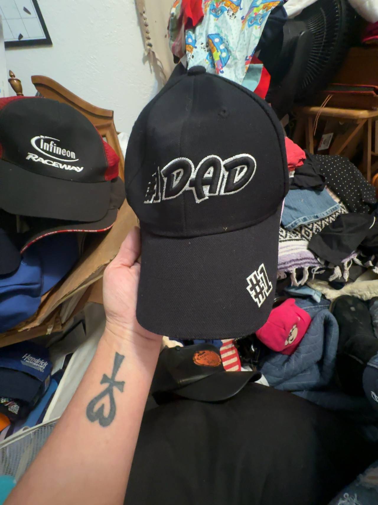 CORIRESHA Dad Embroidered Baseball Cap Black
