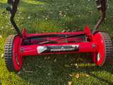 Craftsman 16-inch Manual Reel Lawn Mower - Image 2