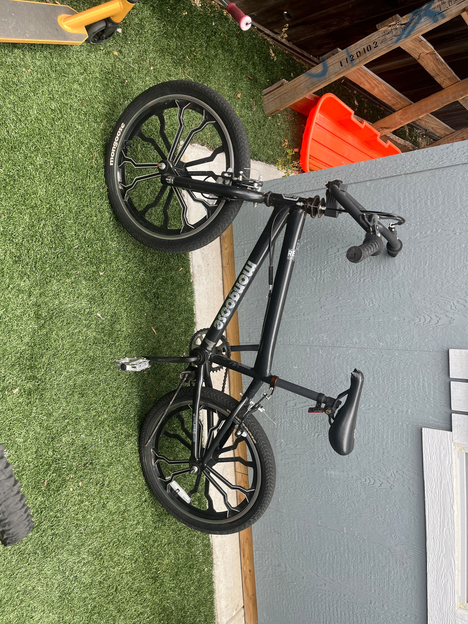 Mongoose Rebel Freestyle BMX Bike