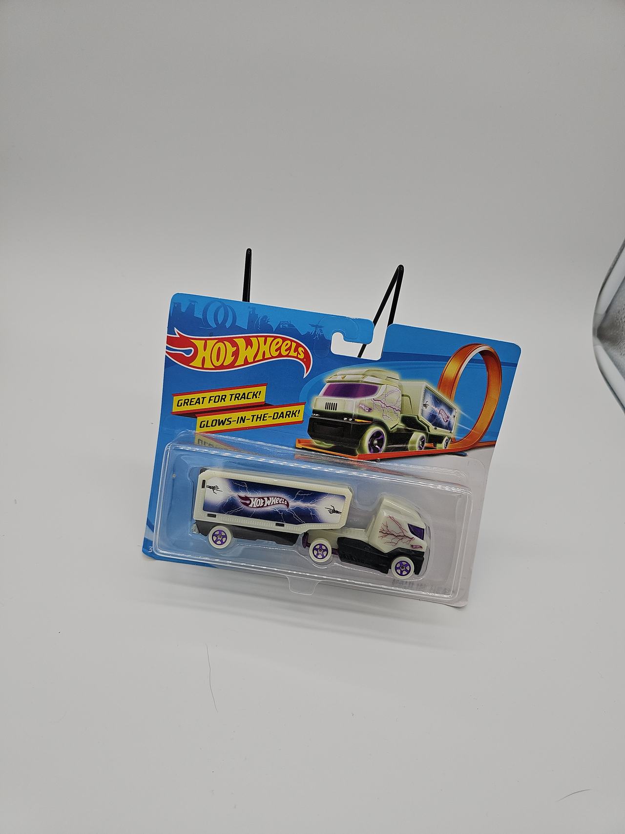 Hot Wheels Trackin' Trucks Aero Blast