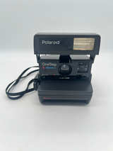 Polaroid OneStep Closeup Instant Camera 600 Film Untested w/ Strap - Image 1