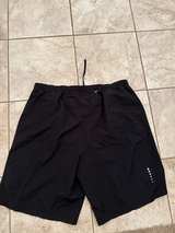The North Face Men's Athletic Shorts Size L - Image 3