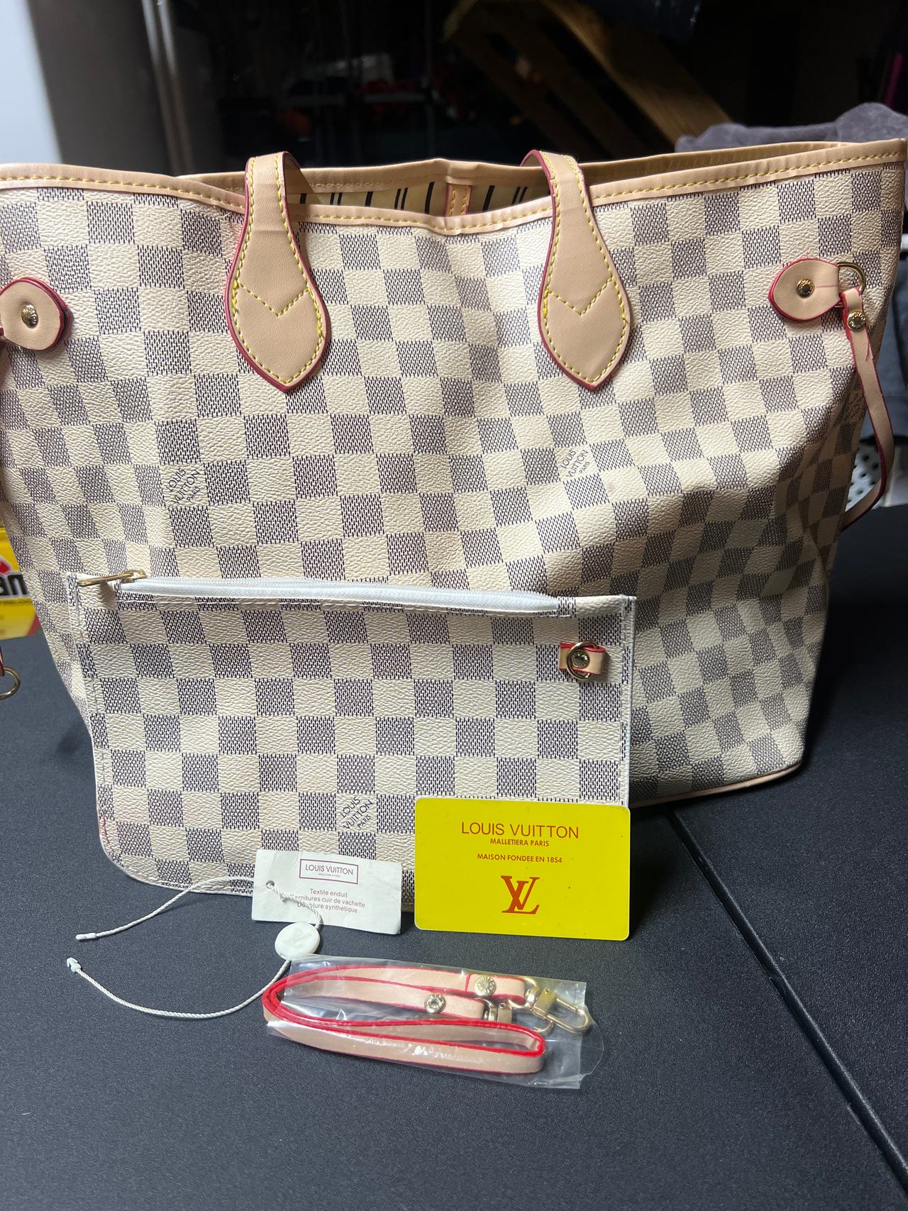 Louis Vuitton Neverfull MM Damier Azur