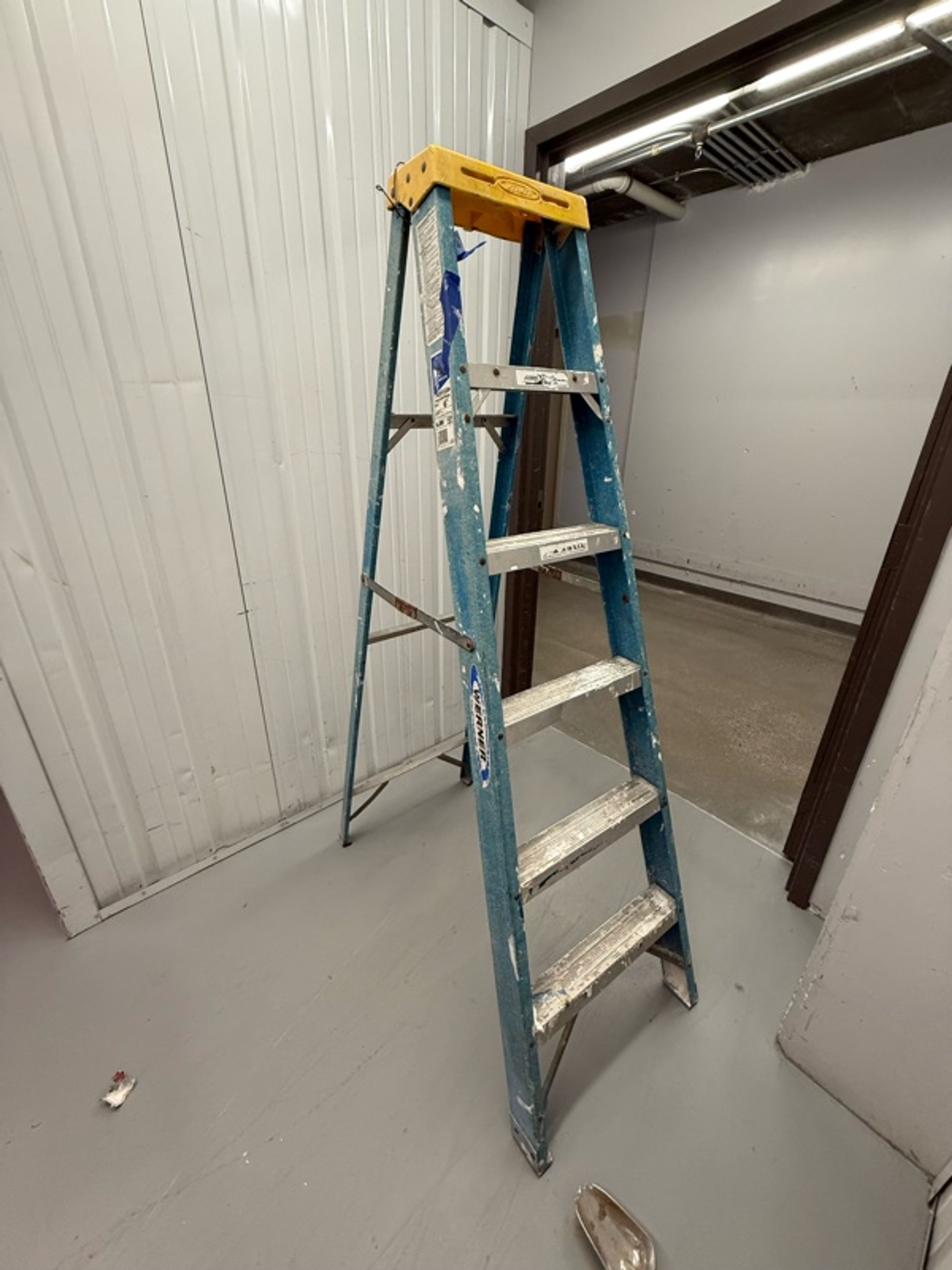 Werner 6ft Fiberglass Step Ladder