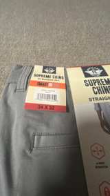 Dockers Men's Supreme Chino Straight Fit Smart 360 Flex Pants - Image 4