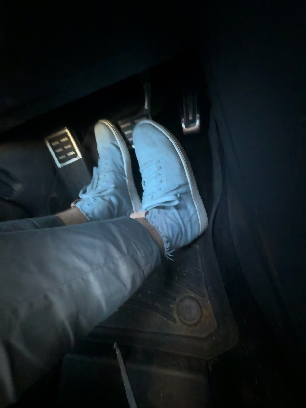 Nike Air Jordan 1 Retro High Deconstructed Easter Blue