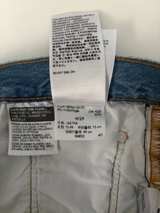 Levi's Women's 501 Original High Rise Shorts 29 EUC - Image 5