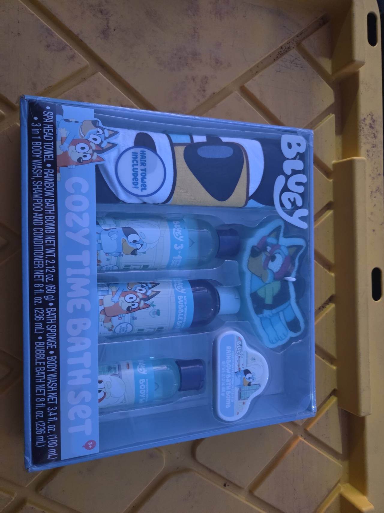 Bluey Cozy Time Bath Set
