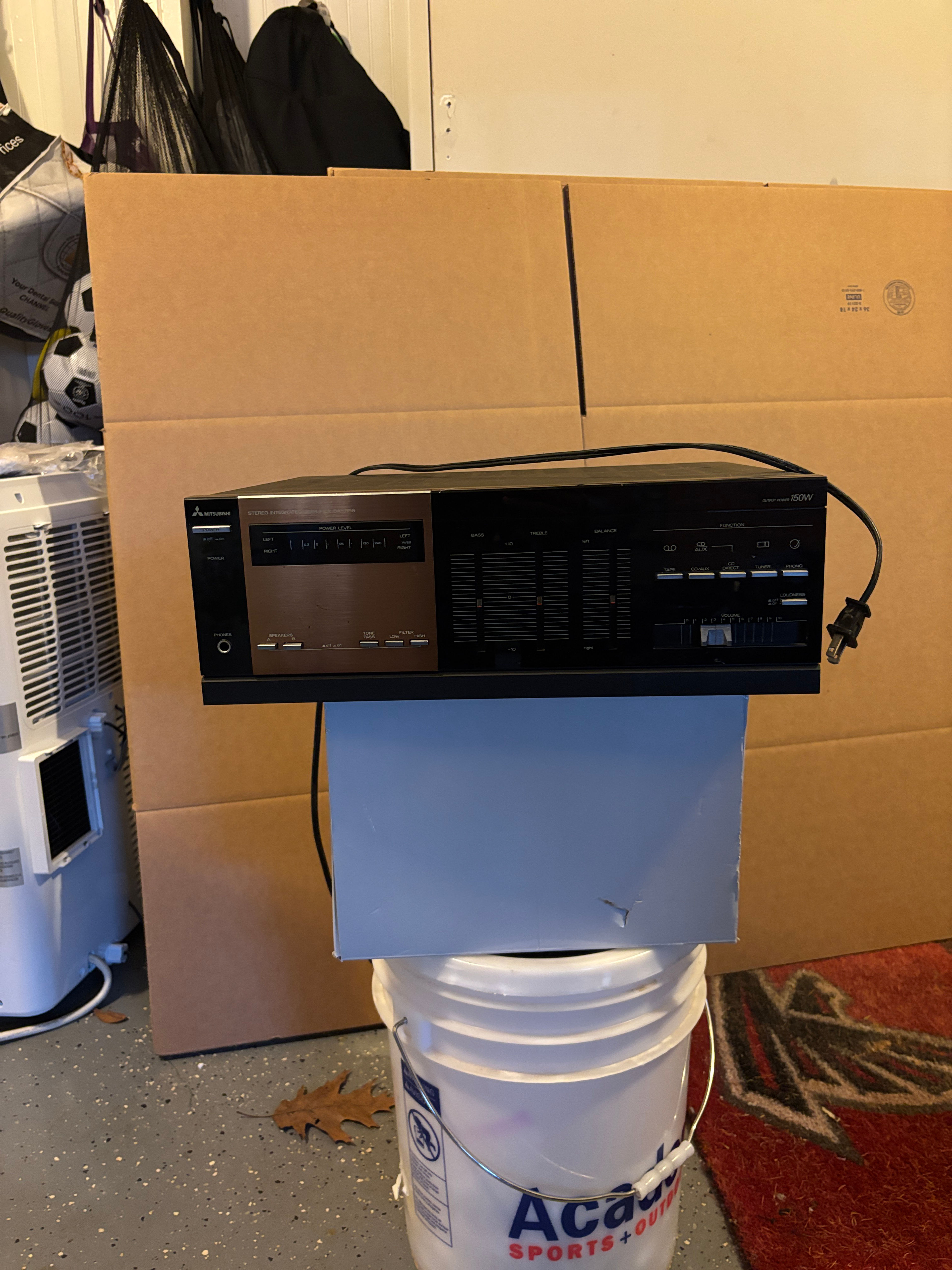 Mitsubishi DA-U156 Stereo Integrated Amplifier