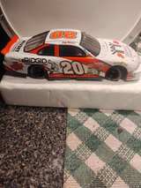 Action Tony Stewart #20 Habitat for Humanity 2001 Pontiac Grand Prix 1:24 - Image 2