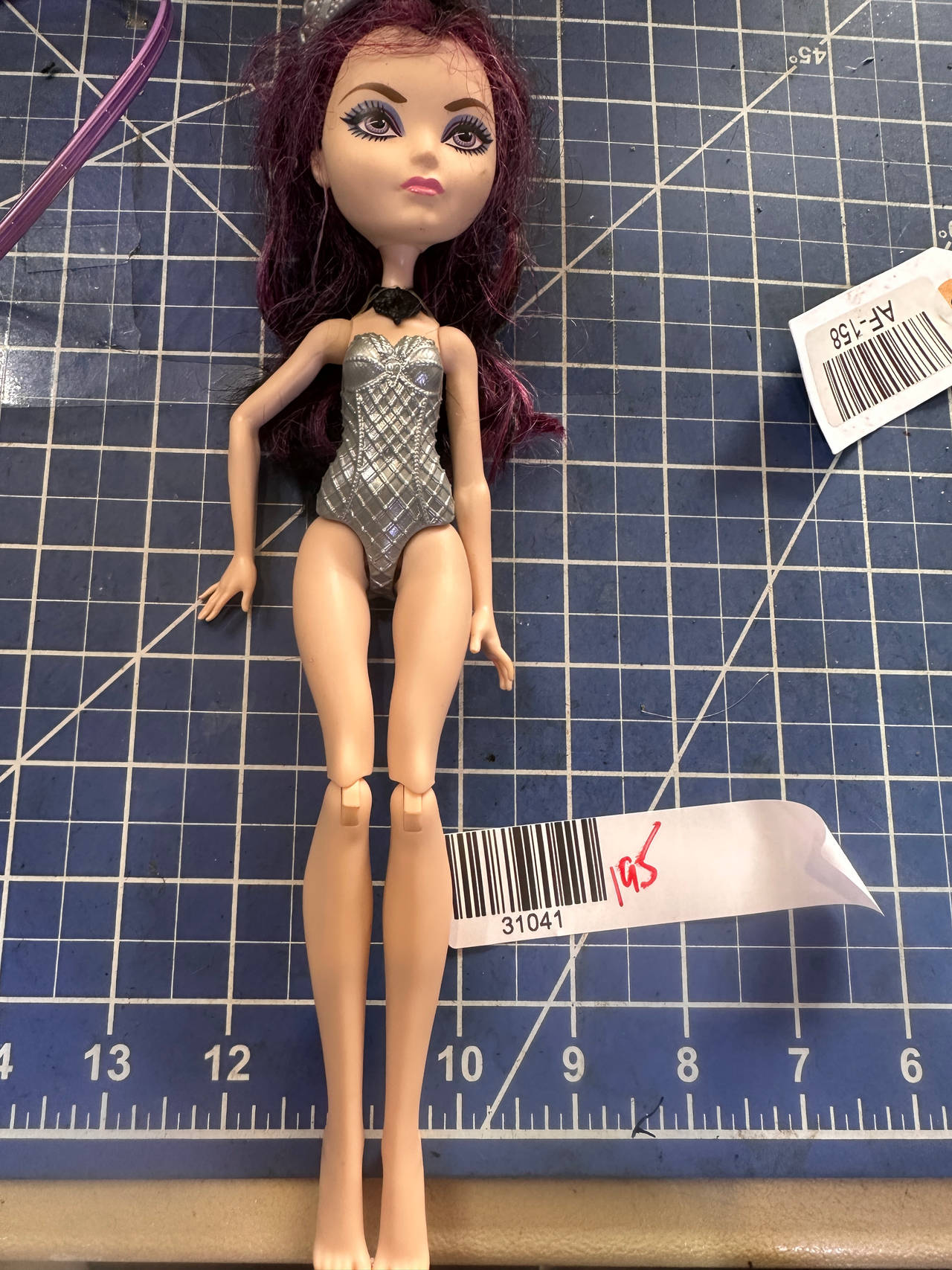 Ever After High Getting Fairest RAVEN QUEEN fashion Doll. 195