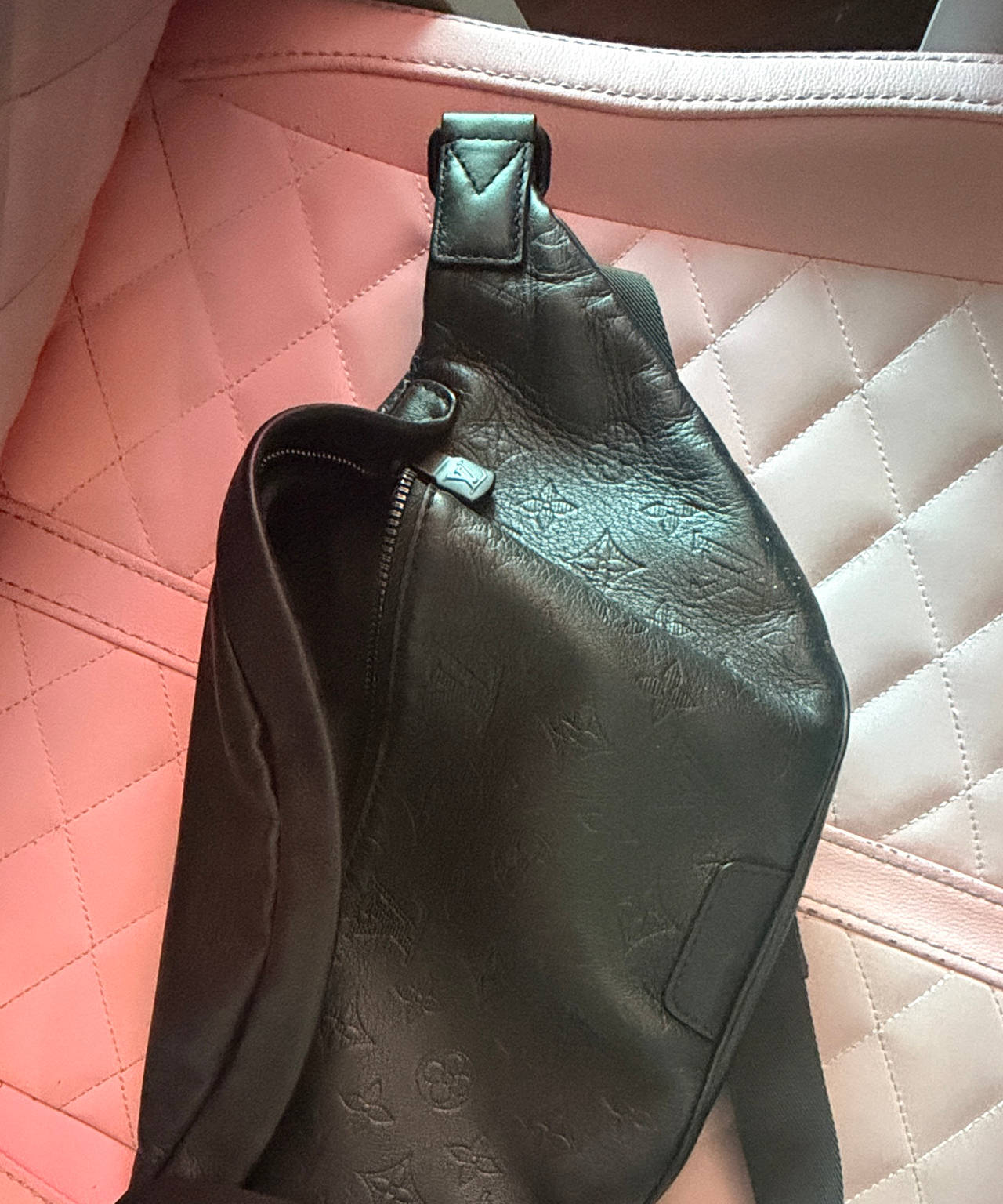 Louis Vuitton Discovery Bumbag Monogram Shadow Leather