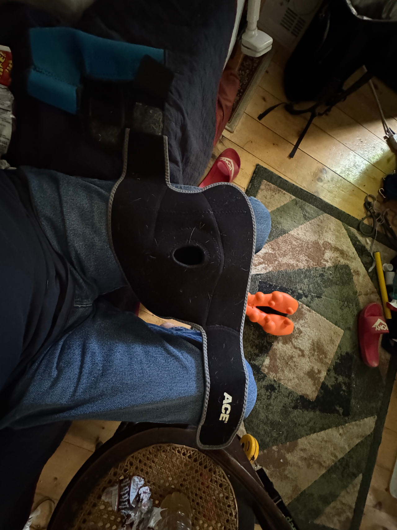 ACE Knee Brace