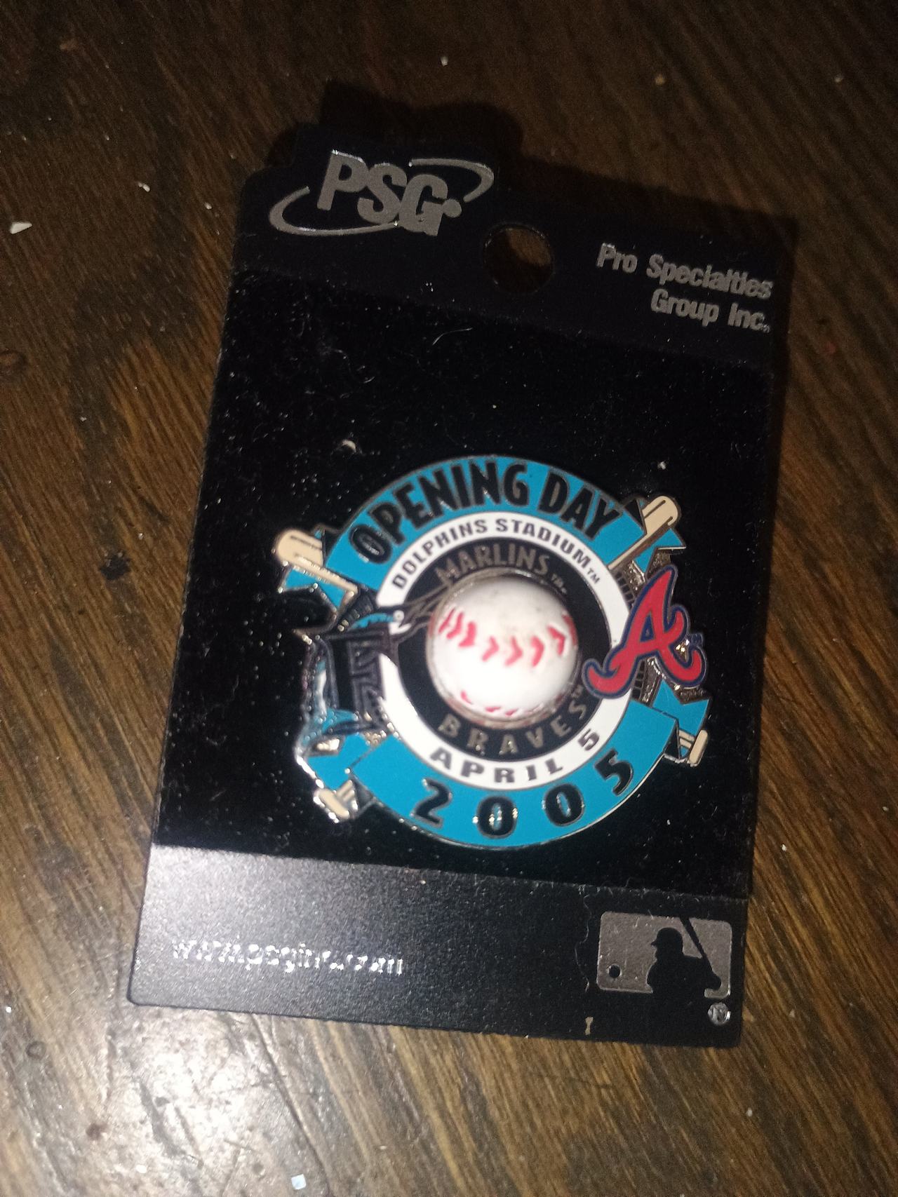 MLB Opening Day 2005 Marlins vs. Braves Commemorative Pin