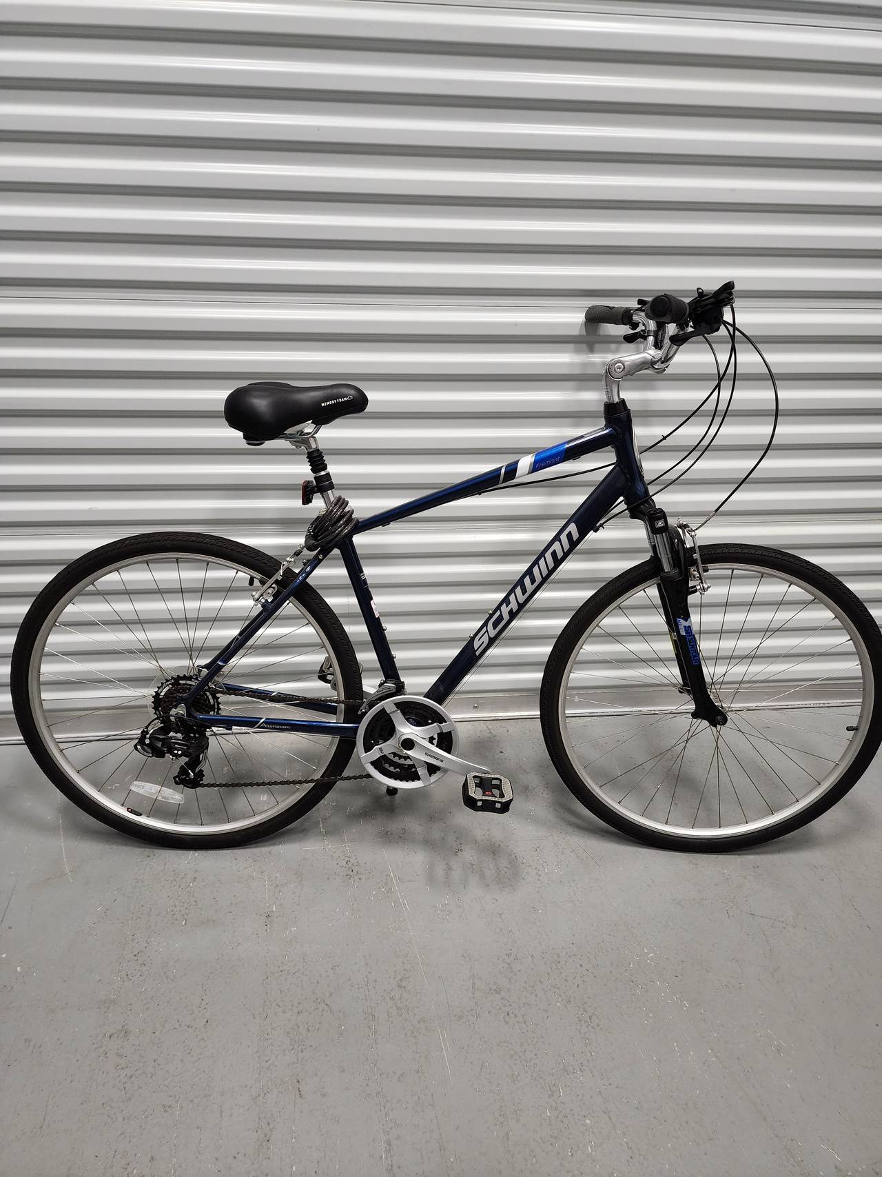 Schwinn Network 3.0 Hybrid Bike
