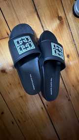 The Cloth Garden Logo Slides - Image 2