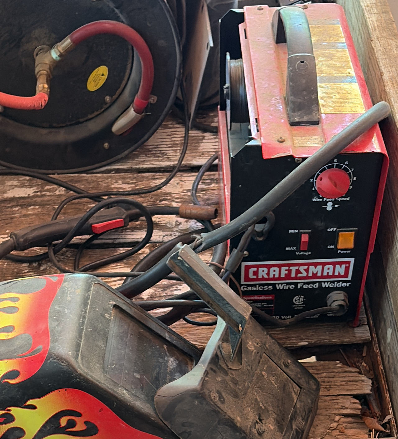 Craftsman Gasless Wire Feed Welder