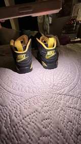 Jordan True Flight Black Metallic Gold - Image 4