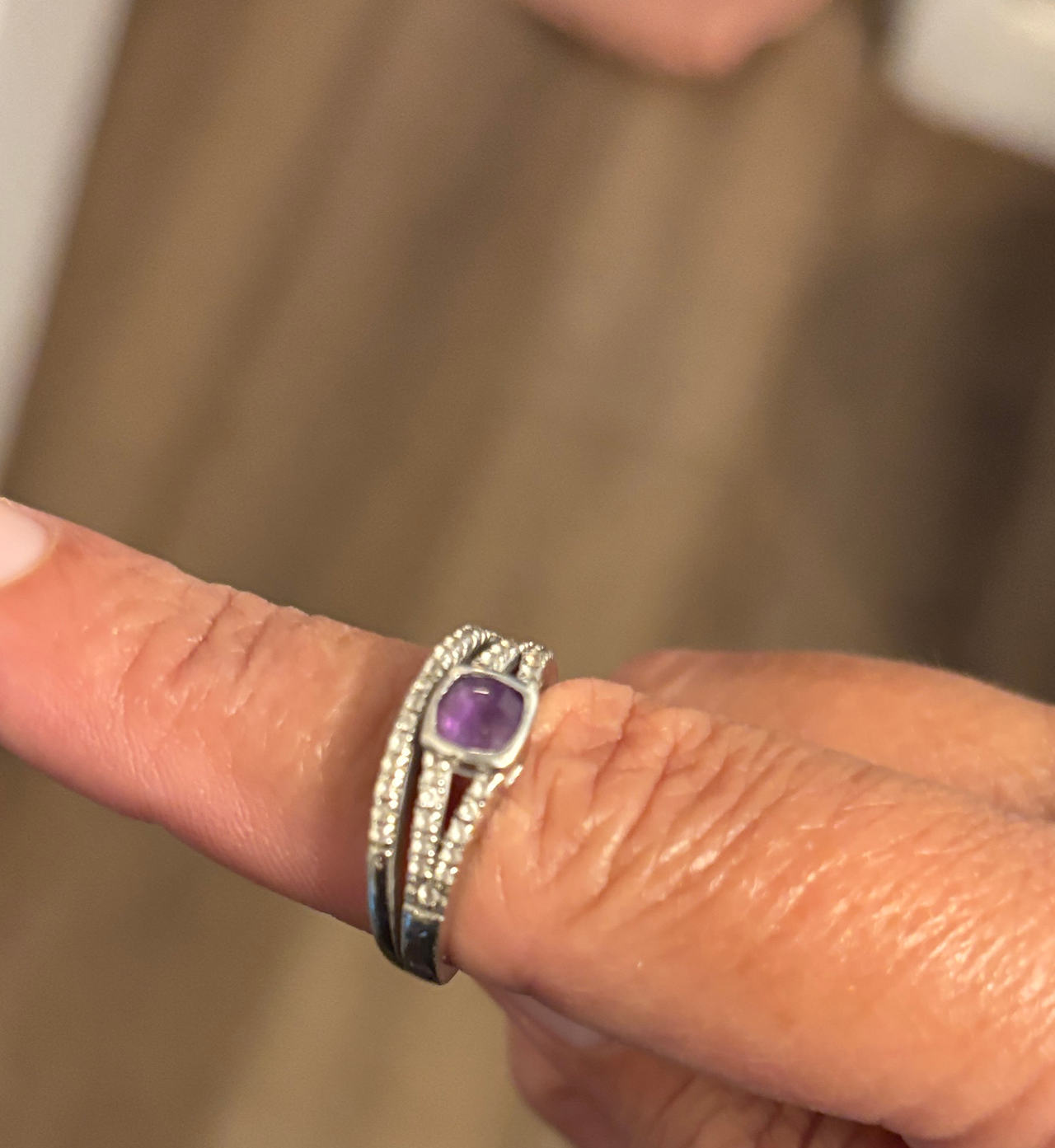 Sterling Silver Amethyst Split Shank Ring