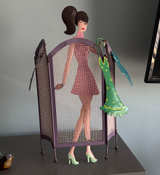Retro Fashion Lady Metal Dressing Screen Sculpture - Image 1