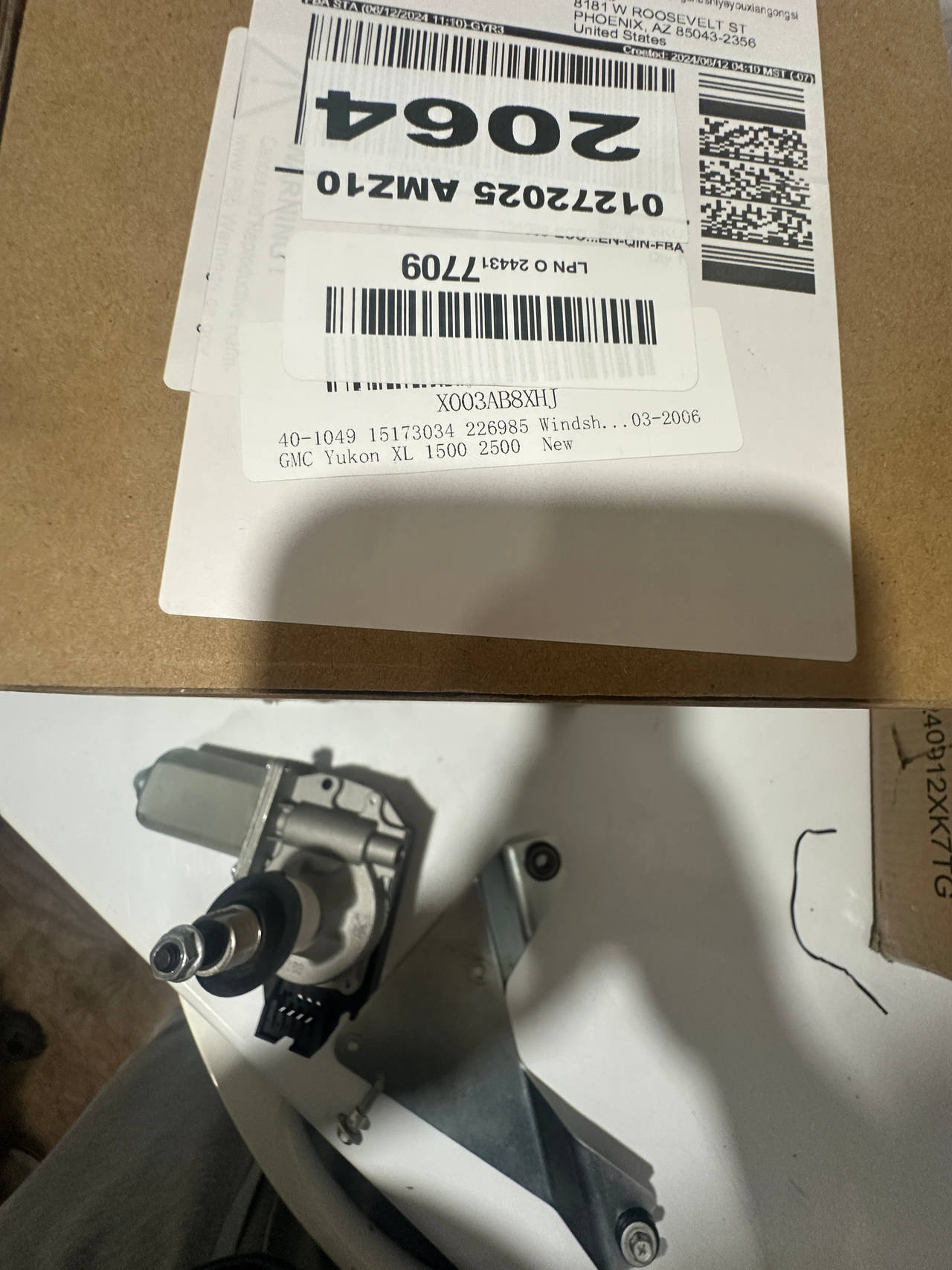 Windshield Wiper Motor GMC Yukon 2003 - 2006
