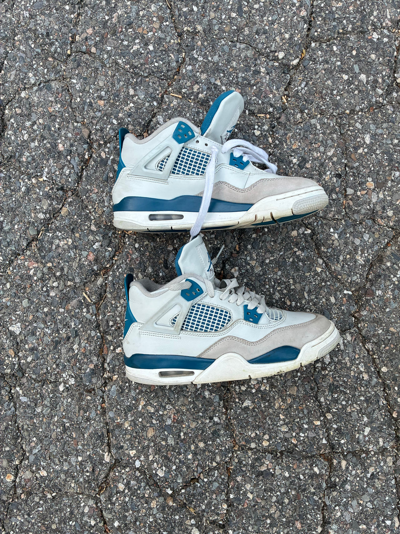 Air Jordan 4 Retro