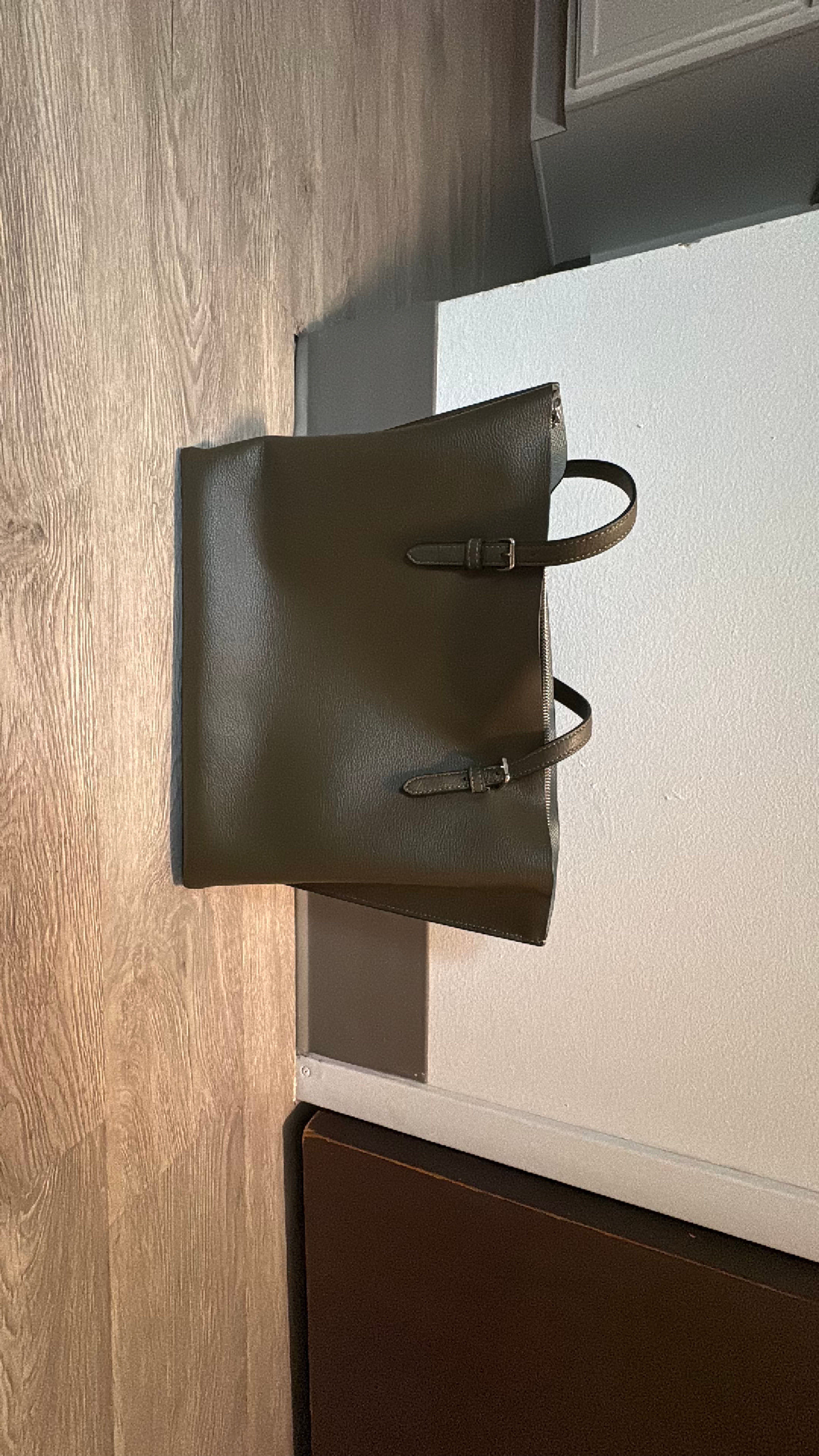 Coach Central Tote - Image 3