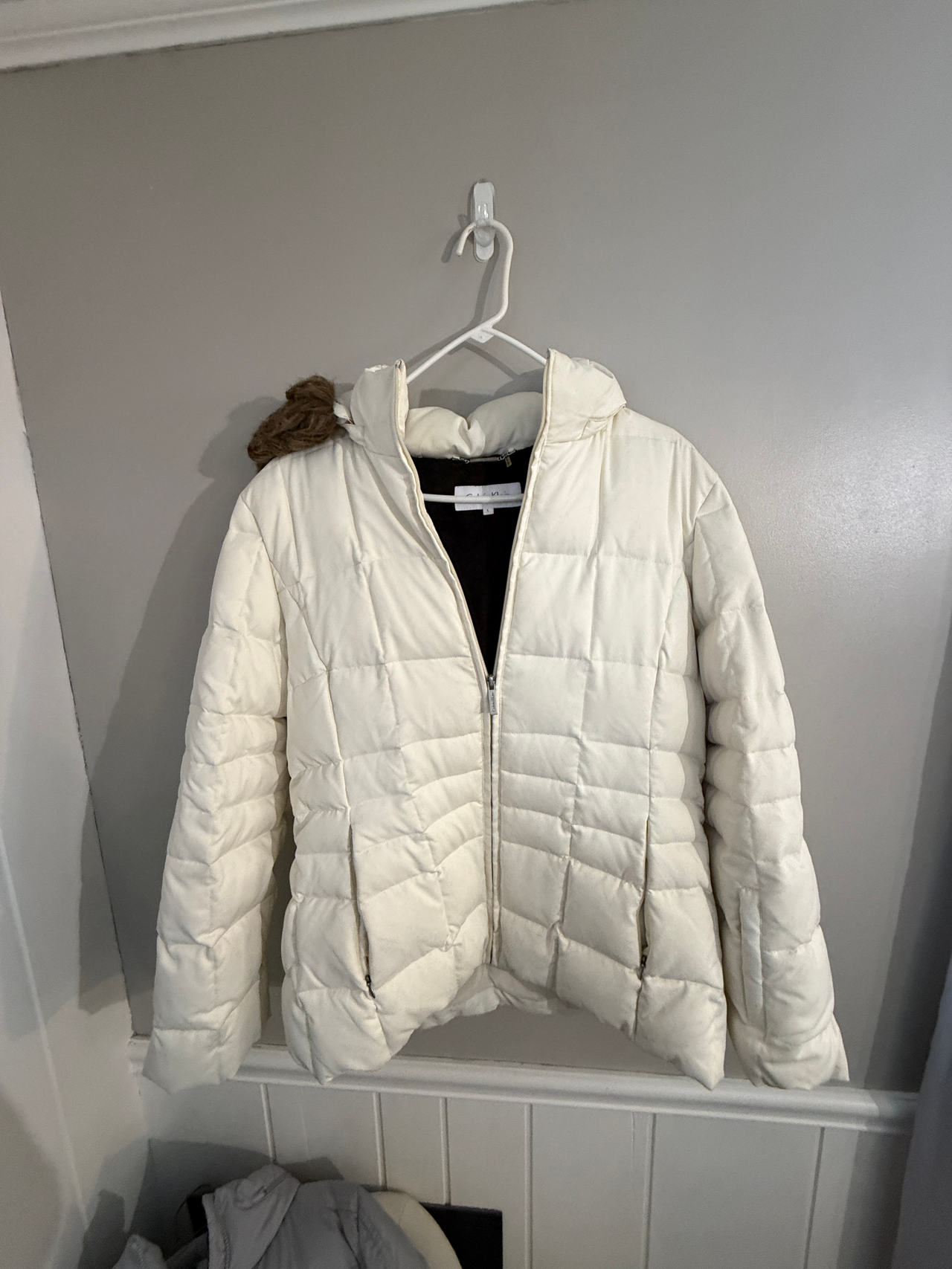 Calvin Klein Women's Quilted Puffer Jackets Size Large Barely worn