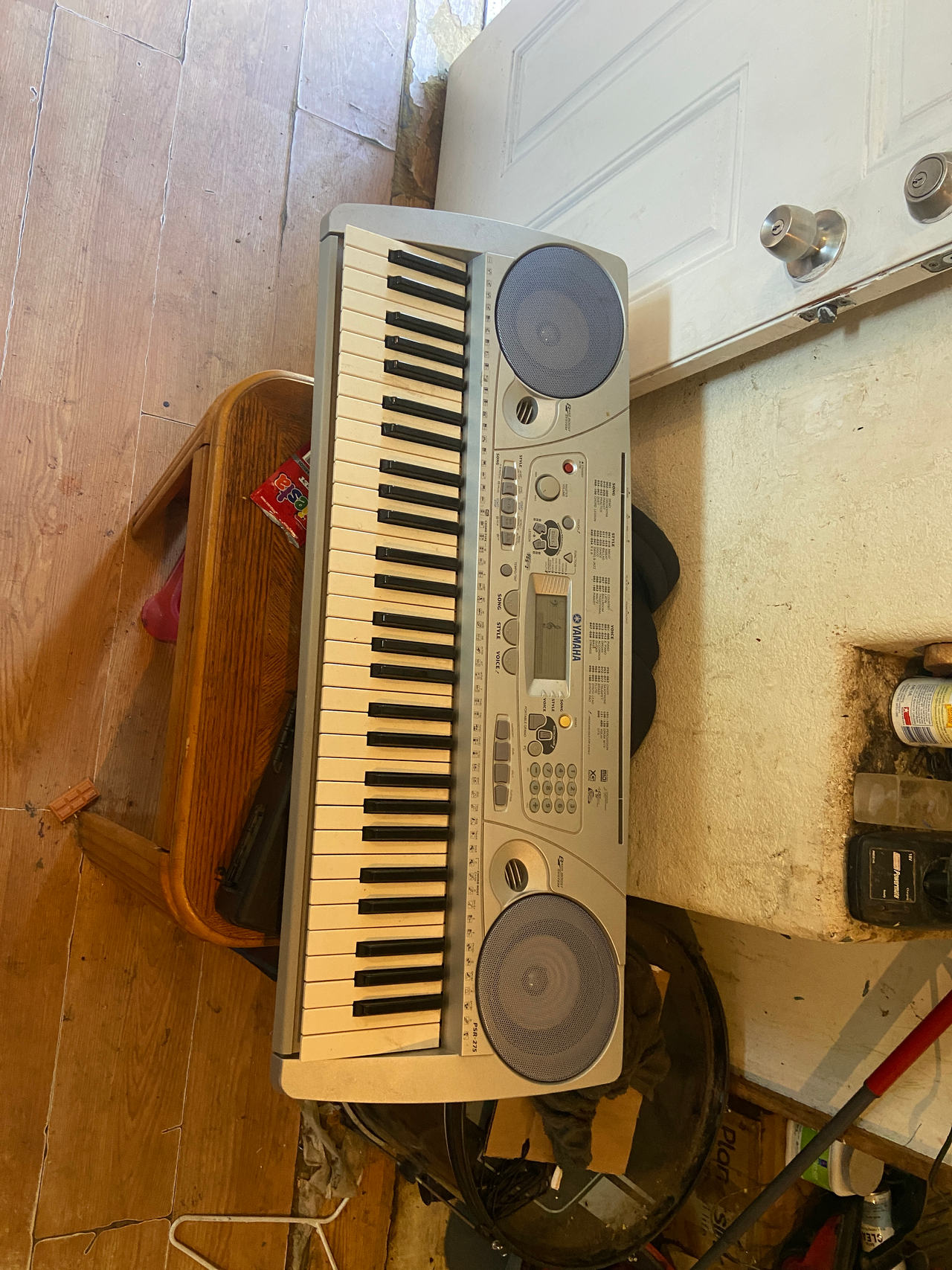 Yamaha PSR-275 Portable Keyboard