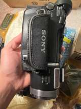 Sony HVR-A1U HDV Camcorder Bundle with F-710 Microphone - Image 6