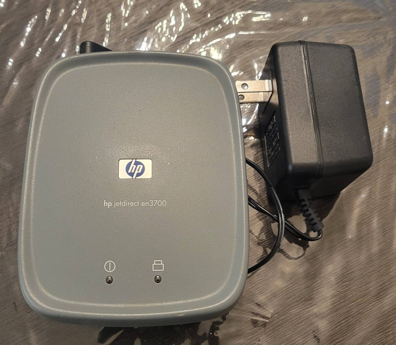 HP Jetdirect en3700 Fast Ethernet External Print Server
