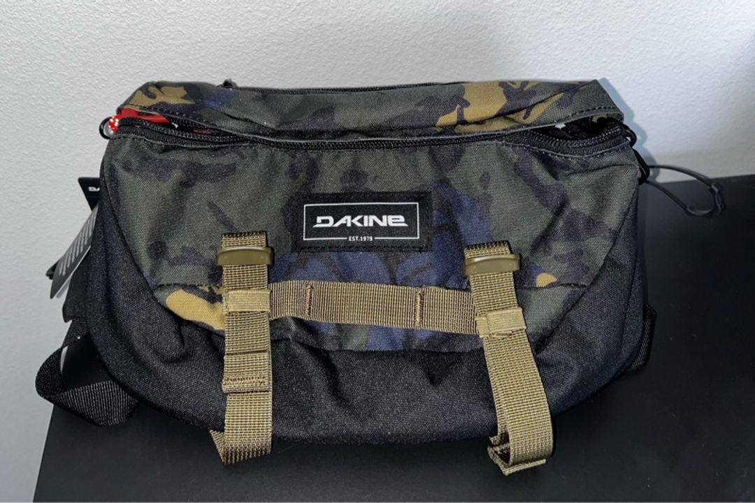 Dakine Hot Laps 2L Waist Pack