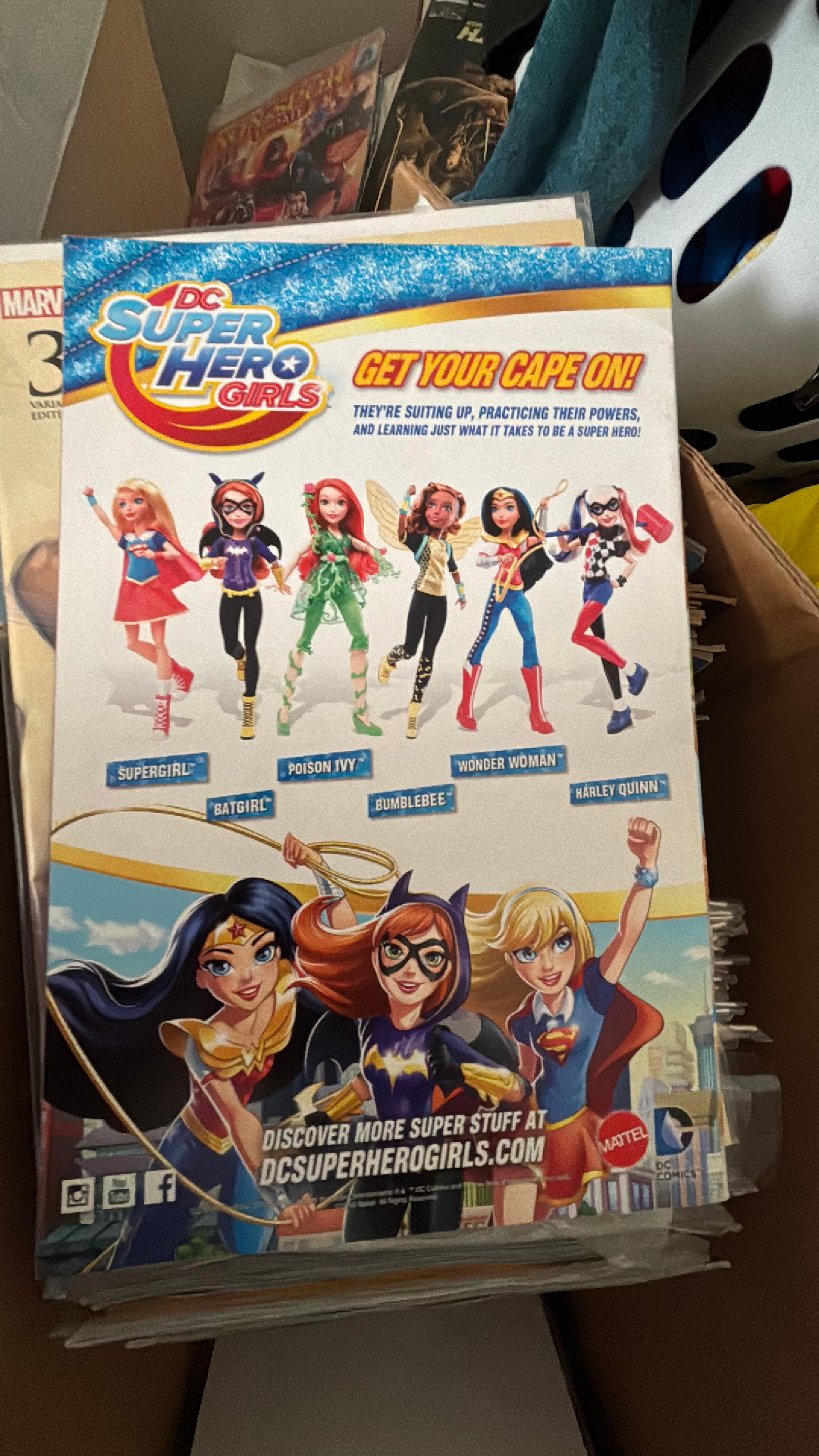 DC Super Hero Girls: Finals Crisis Volume 1 - Image 2