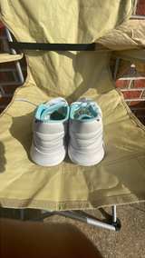 Nike Kyrie Low 4 1 World 1 People - Image 3