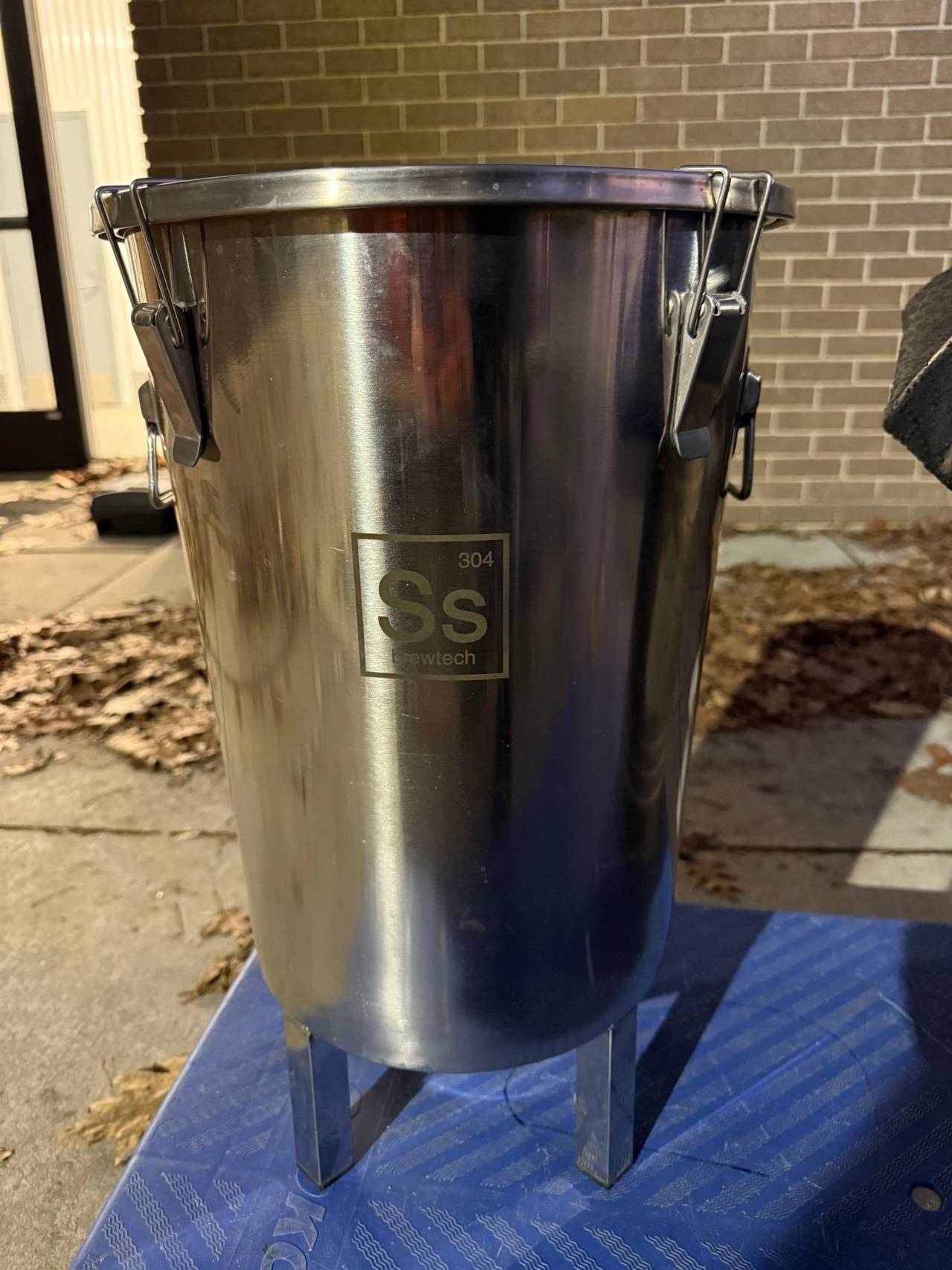 Ss Brewtech Brew Bucket 7 Gallon Stainless Steel Fermenter