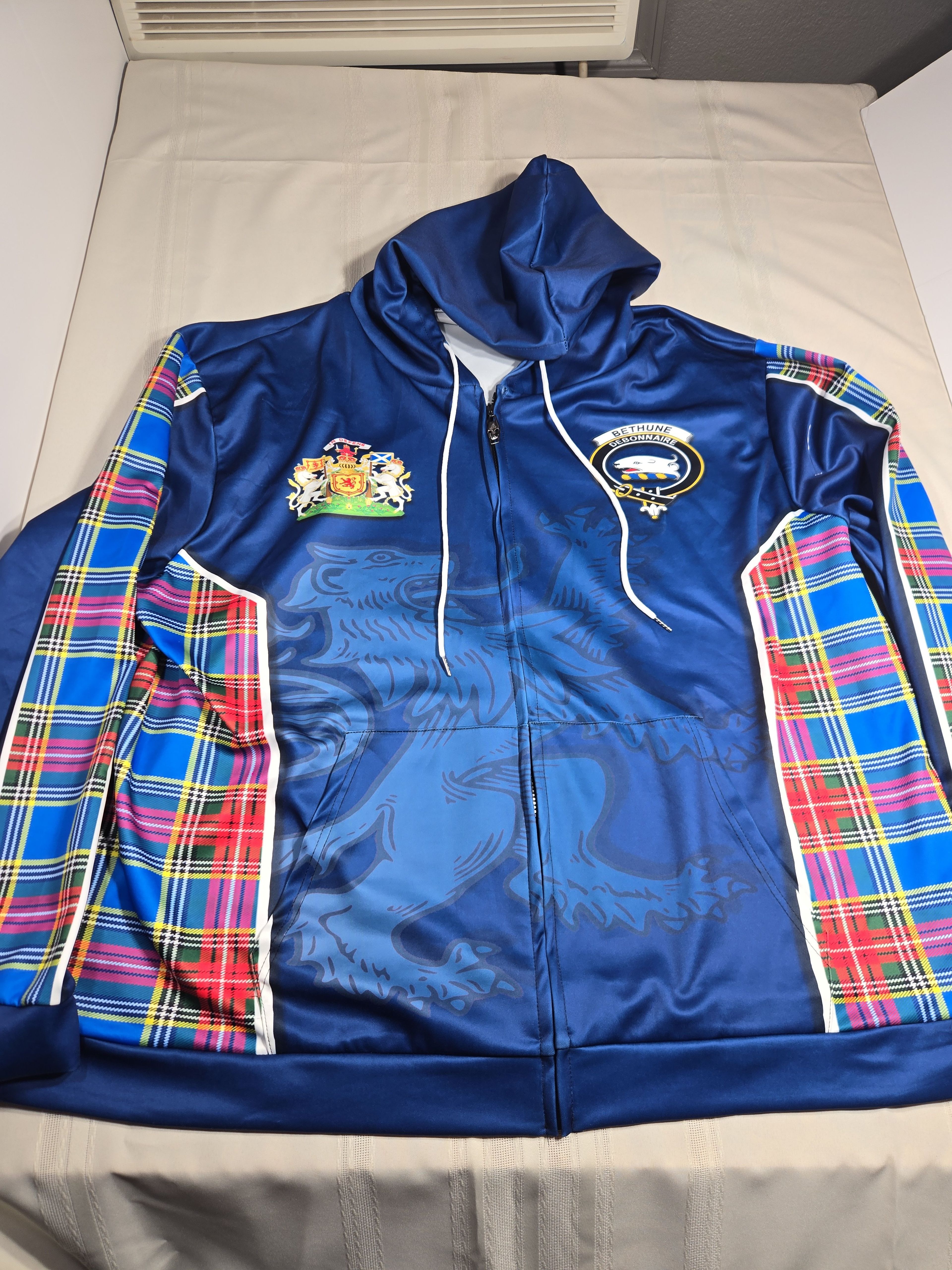 Bethune Clan Scottish Heritage Zip-Up Hoodie 4XXXXL