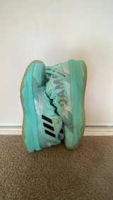 Adidas Dame 8 - Image 4