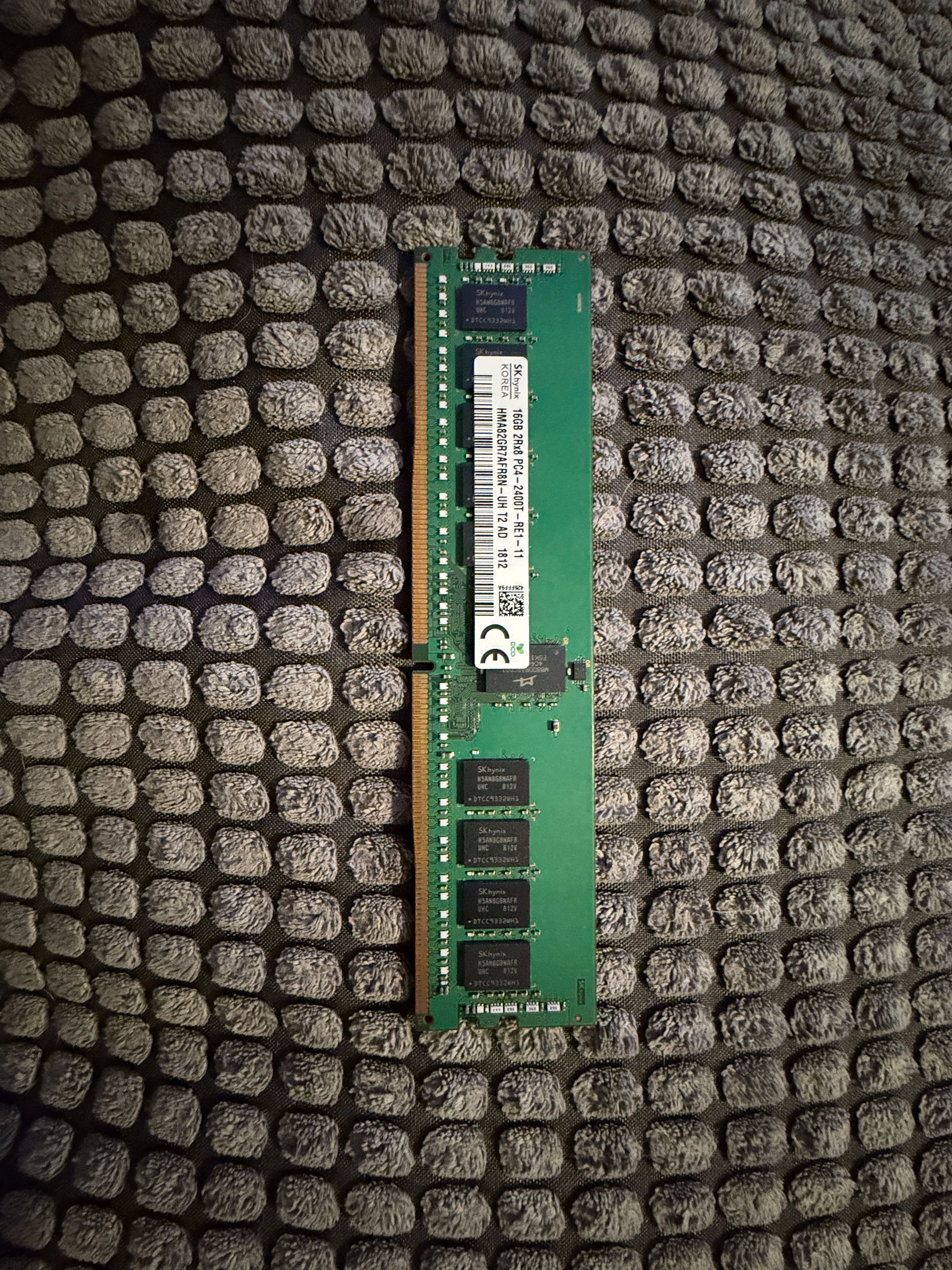 SK Hynix 16GB DDR4 PC4-2400T ECC Registered RAM