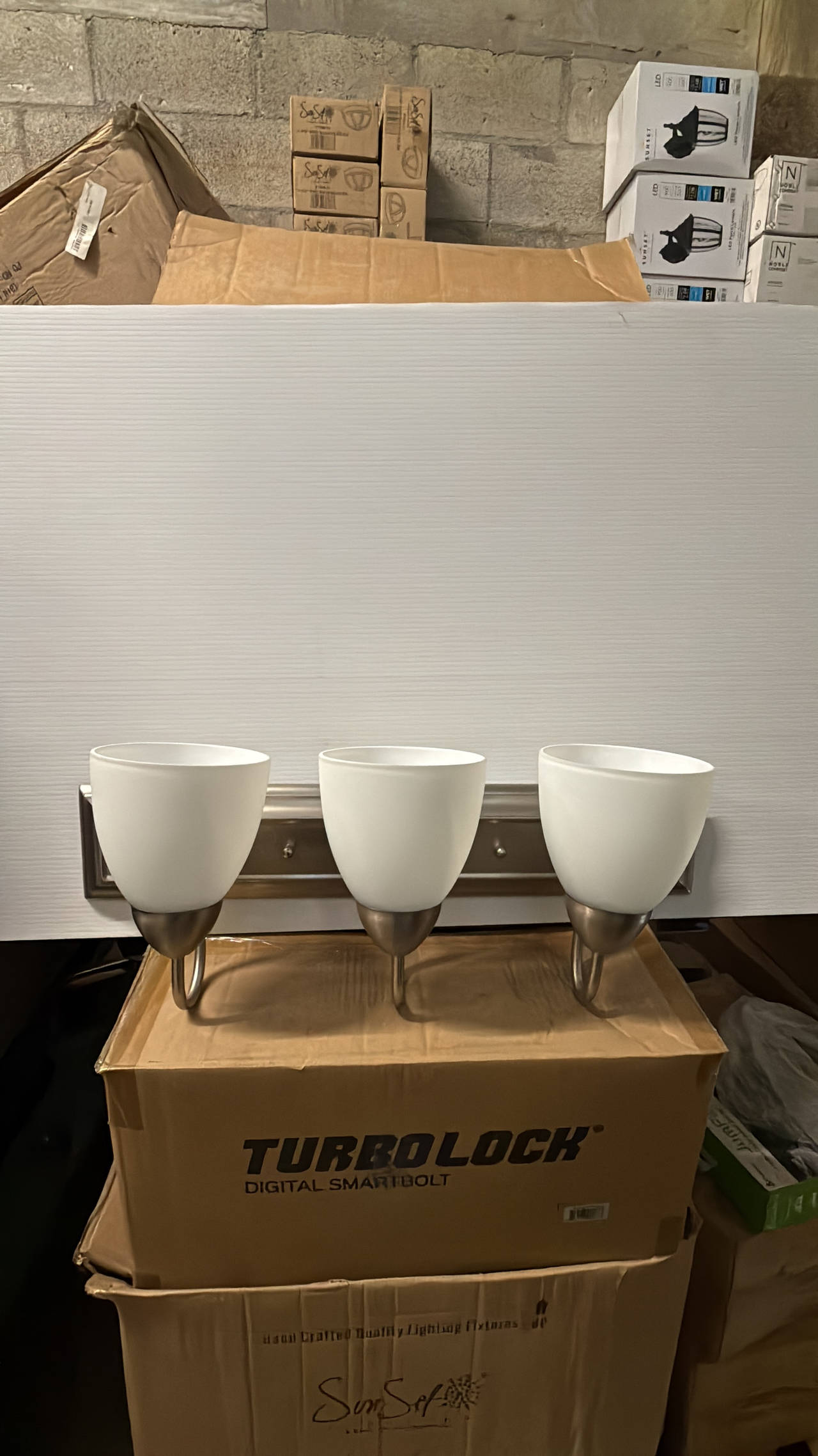 SunSet Lighting 3-Light Vanity Fixture