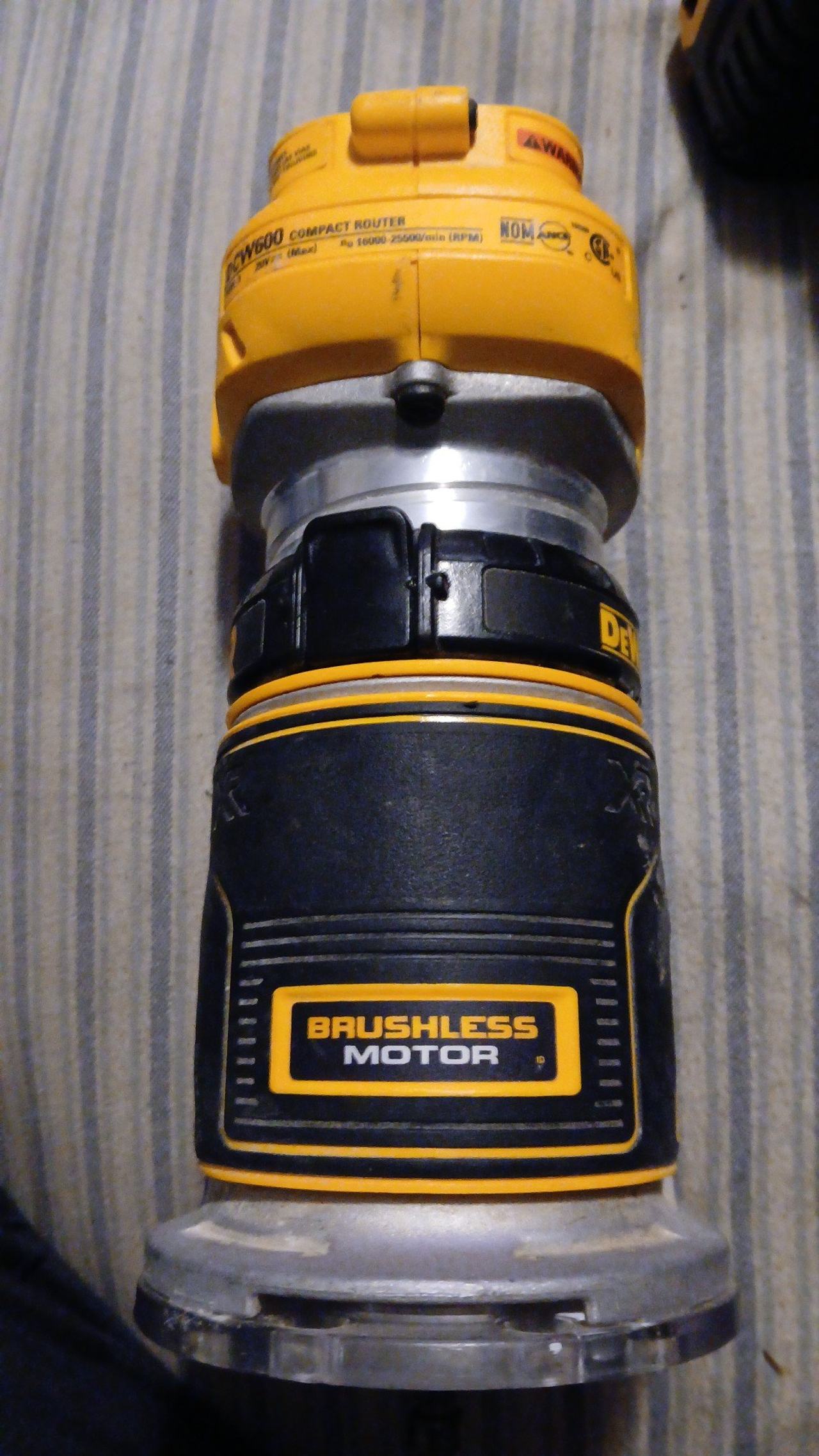 DeWalt DCW600 20V MAX XR Brushless Cordless Compact Router