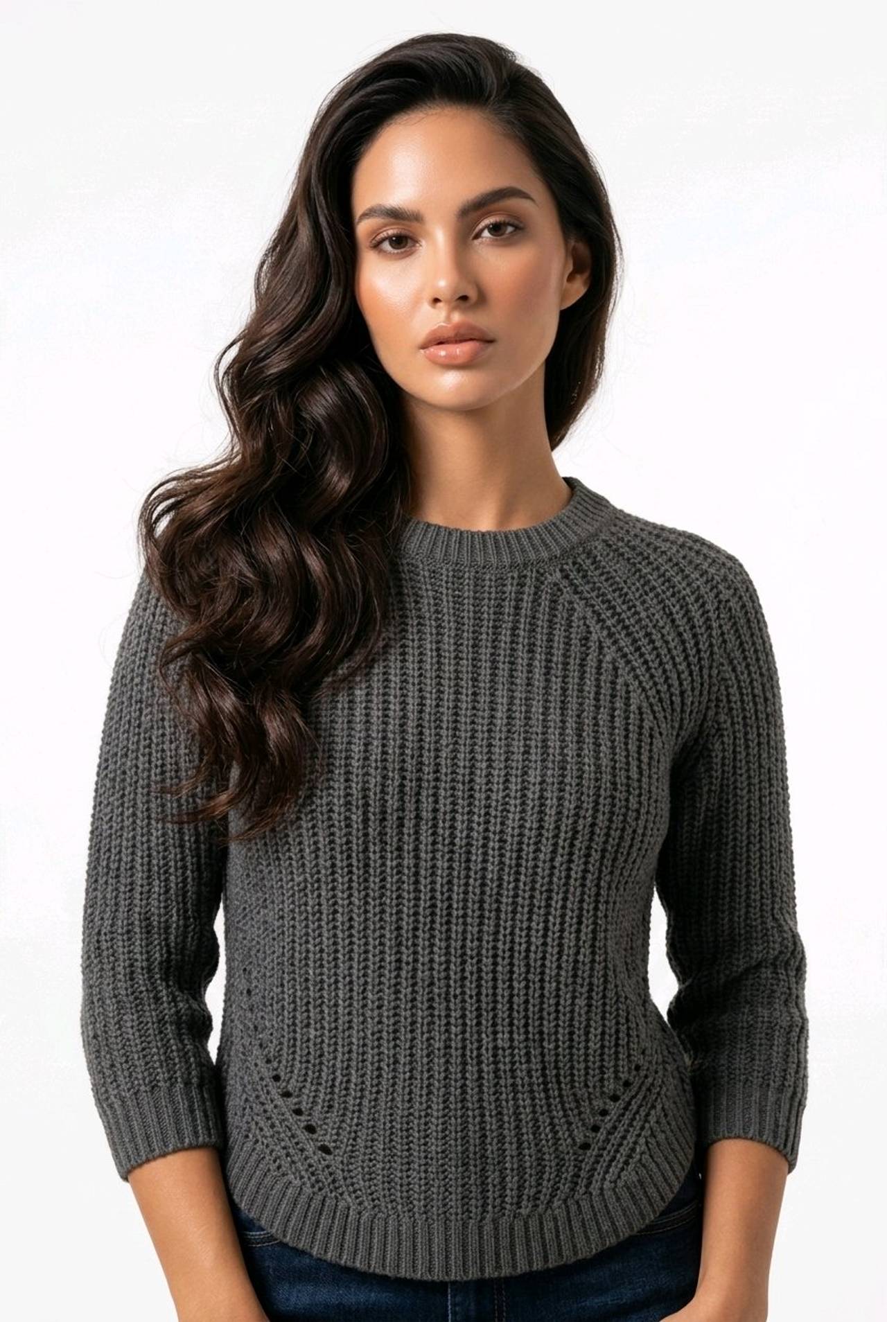 SO Crew Neck Raglan Shirttail Hem Sweater sz Medium