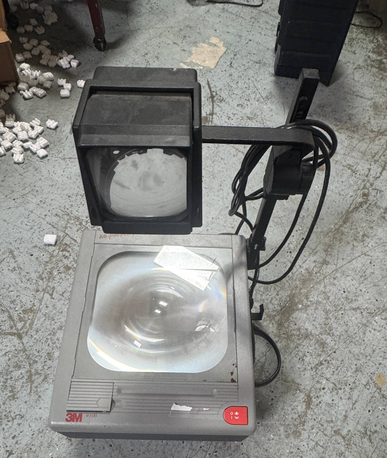 3M 9100 Overhead Projector