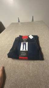 Kirkland Signature Men's Straight Fit Jean - Image 3