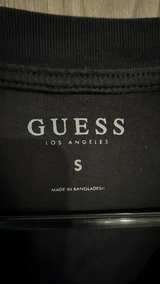 Black Guess Triangle Logo T-Shirt Size Small - Image 4